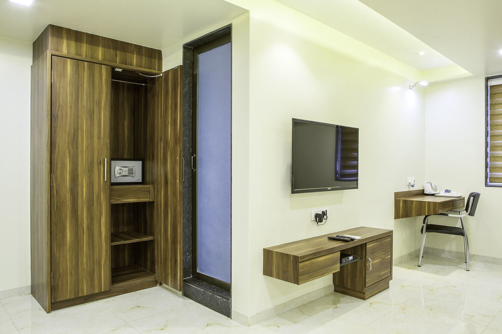 Treebo De Grandeur Anand Nagar Hotel Thane Exterior photo