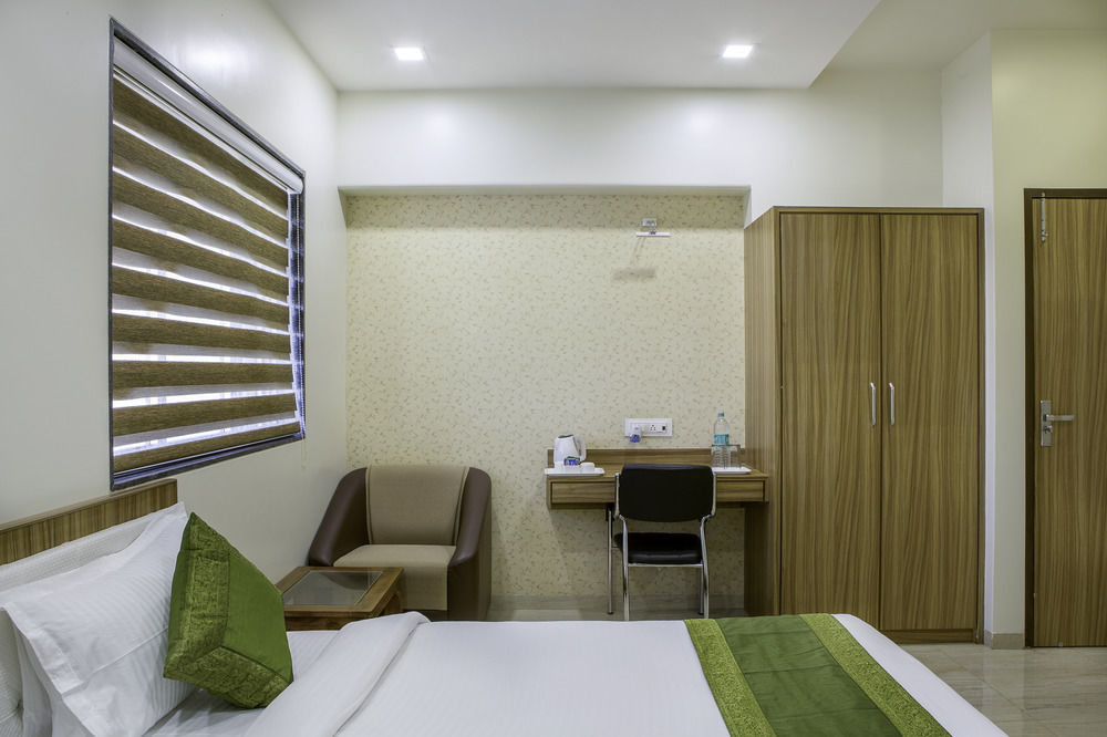 Treebo De Grandeur Anand Nagar Hotel Thane Exterior photo