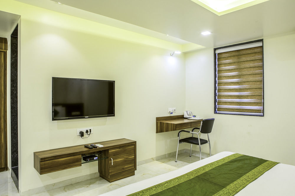 Treebo De Grandeur Anand Nagar Hotel Thane Exterior photo