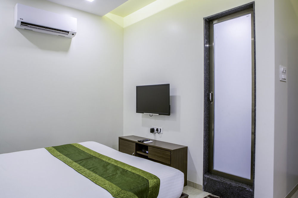 Treebo De Grandeur Anand Nagar Hotel Thane Exterior photo
